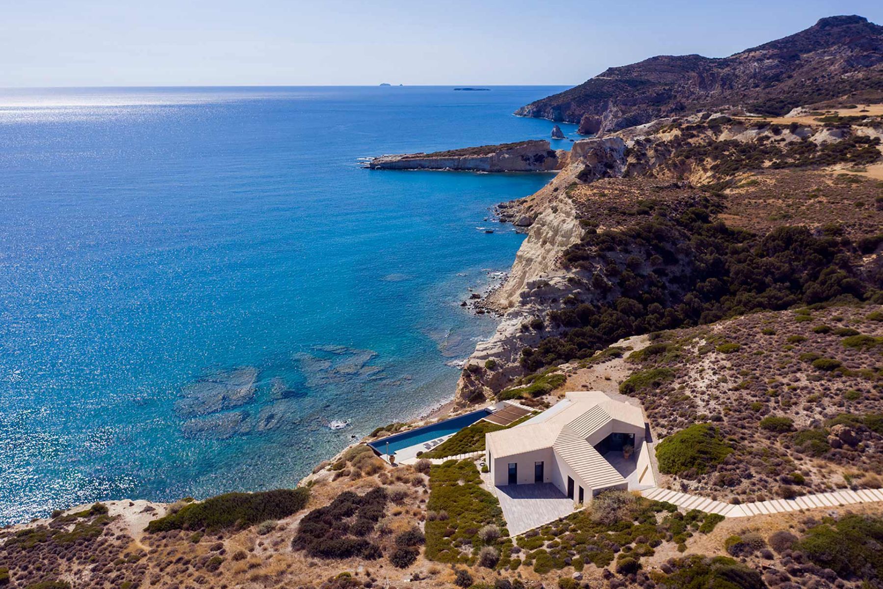 White Cliff villa photo.